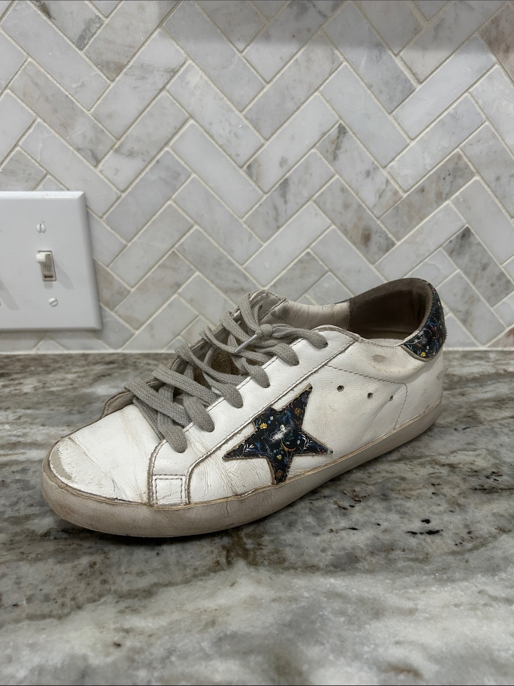 Golden Goose Sneakers